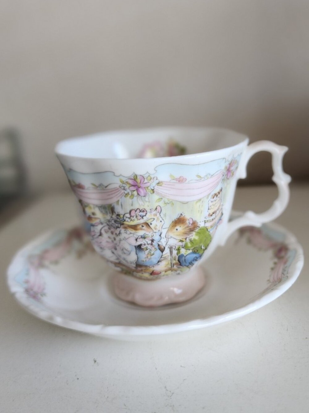Royal Doulton Brambly Hedge Jill Barklem 1987 The Wedding Bone China Cup Saucer